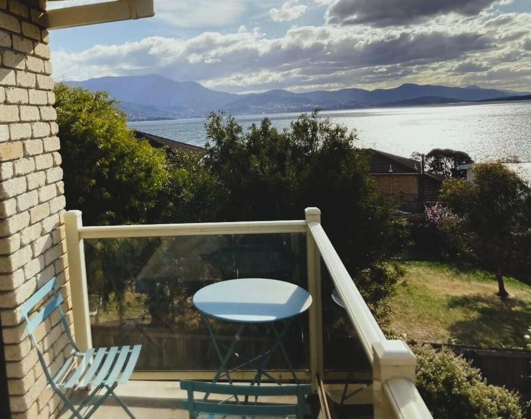 Spacious Modern Home Outstanding Views Sleeps 9 Hobart Exterior foto
